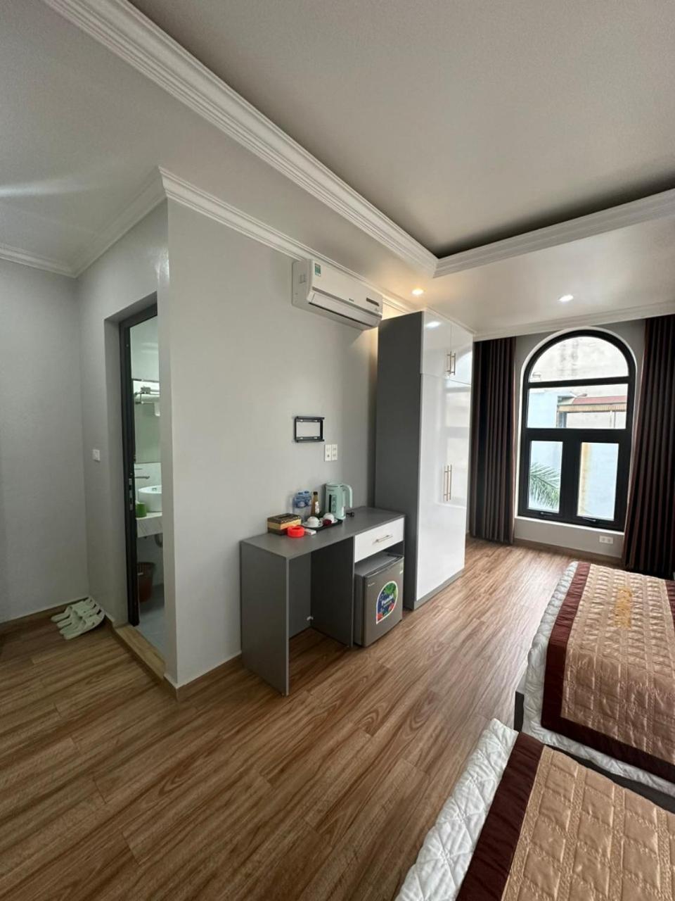 Viet Hoang Hotel Ha Long Zewnętrze zdjęcie