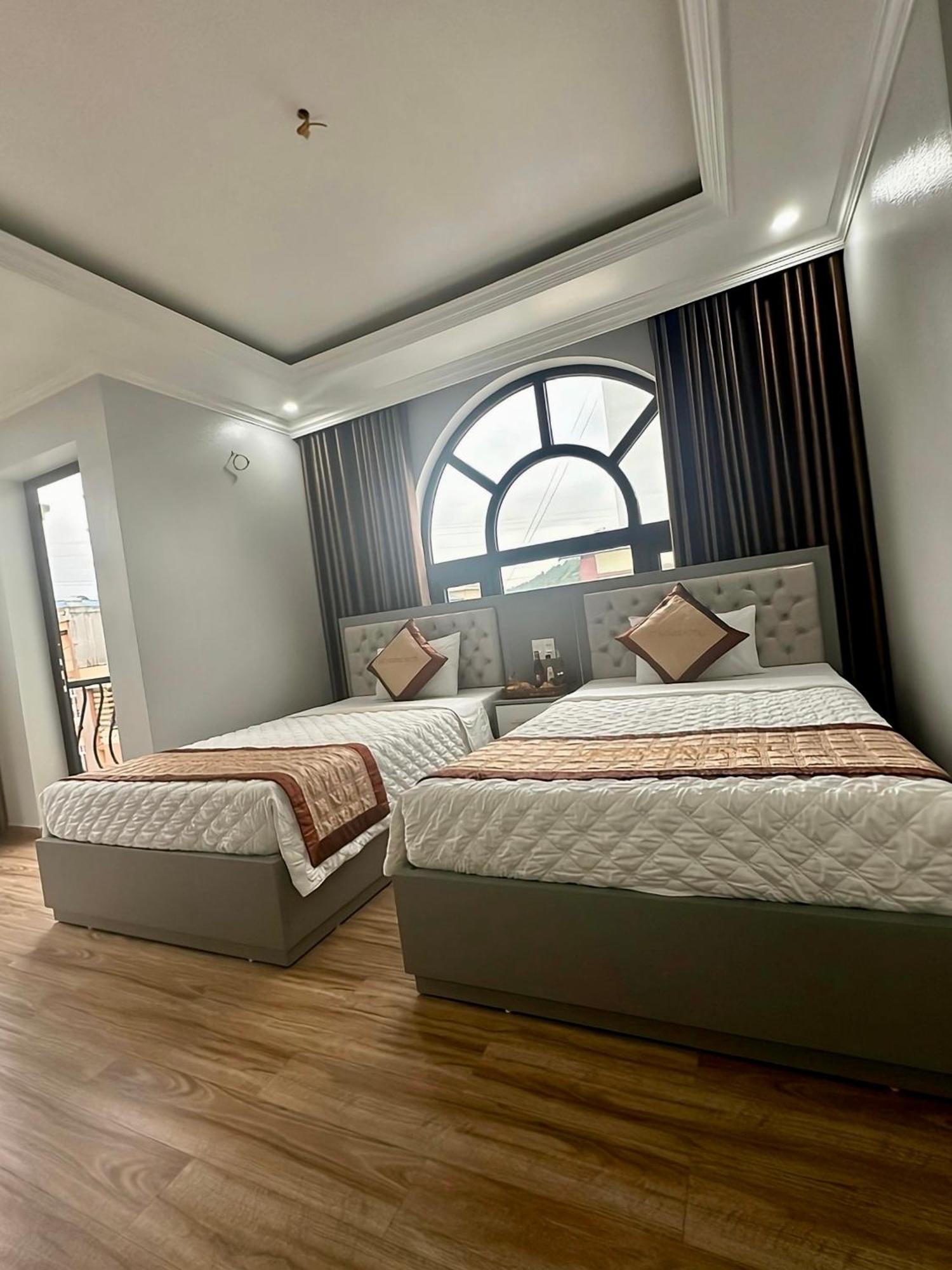 Viet Hoang Hotel Ha Long Zewnętrze zdjęcie