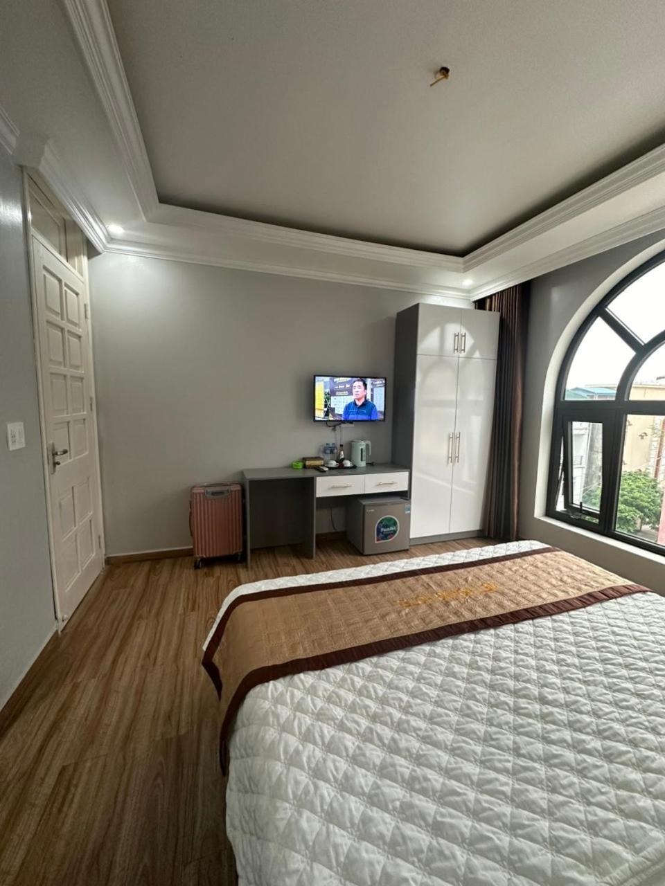 Viet Hoang Hotel Ha Long Zewnętrze zdjęcie